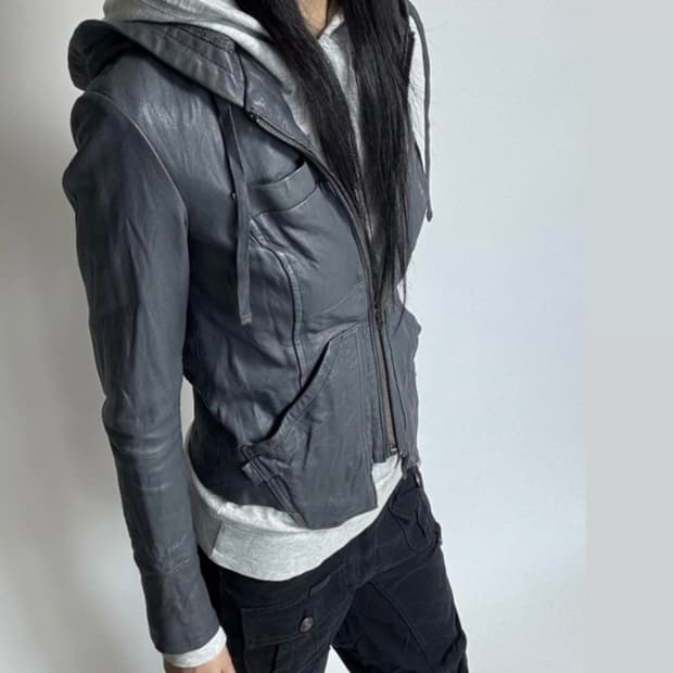 블루그레이 리얼레더 후드 집업