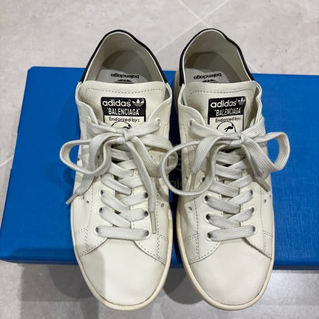 (36) 발렌시아가 x 아디다스 스탠 스미스 오프 화이트