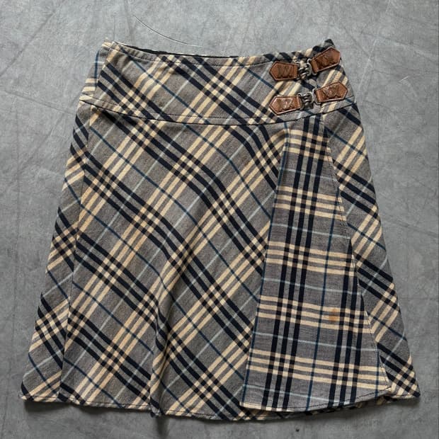 Burberry 버버리 블루라벨 그레이 블루 체크 버클 랩 스커트