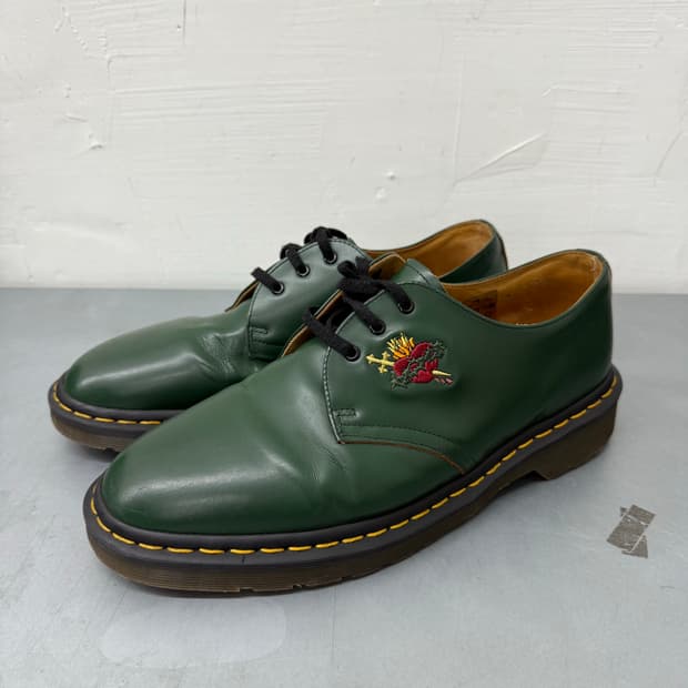 슈프림 x 닥터마틴 17fw sacred heart green
