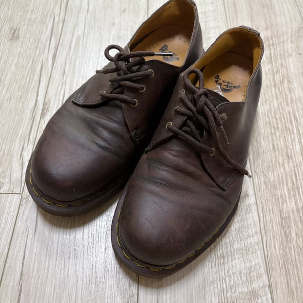 닥터마틴 크레이지홀스 워커 240