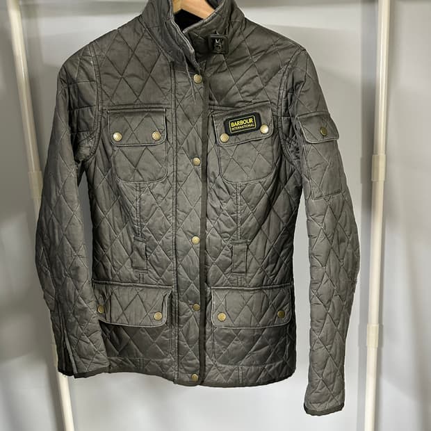 00s 바버 인터내셔널 퀼티드 자켓