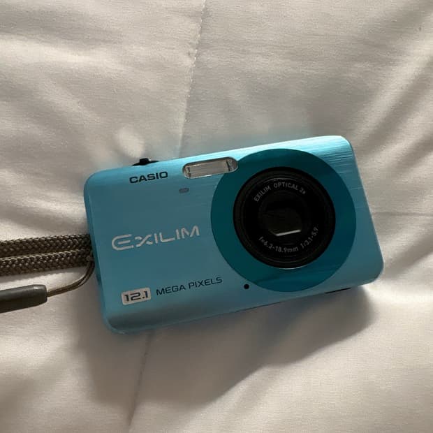 작례 O) 카시오 엑슬림 ex-z90 BLUE