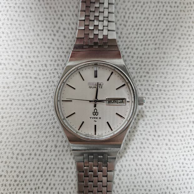 세이코 쿼츠 타입2 데이데이트 빈티지 시계