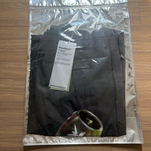 새티스파이 모스테크 샤모니 티셔츠 사이즈 L