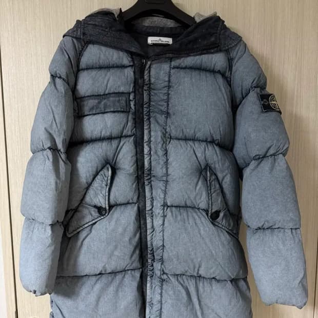 [S] 17fw 스톤아일랜드 텔라 프로스트 패딩 그레이 