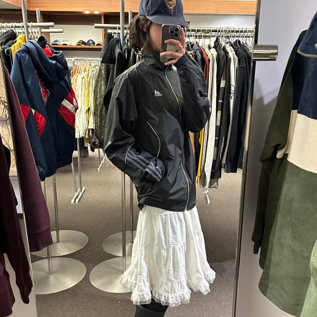 L)Adidas 빈티지 블랙 윈드브레이커