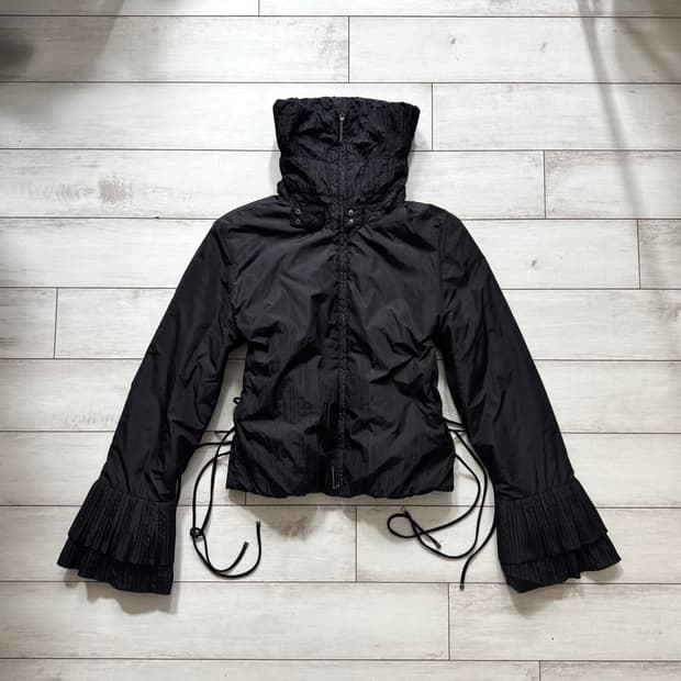 하이넥 아카이브 2way 아일렛 셔링 자켓 집업