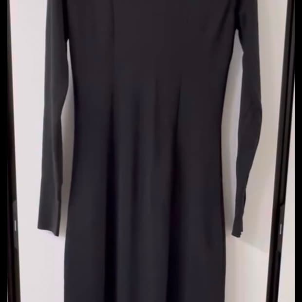 the wave 블랙롱원피스