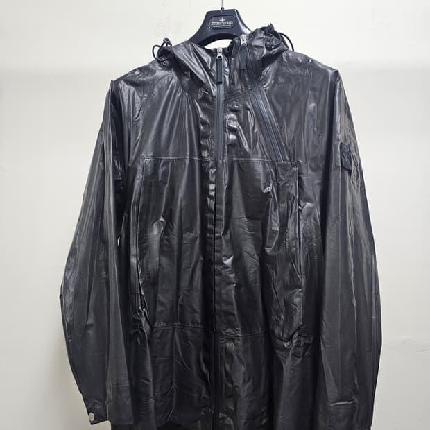 스톤아일랜드 쉐도우프로젝트 GORE-TEX SHAKDRY 자켓