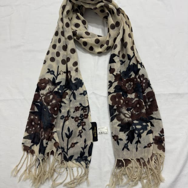 scarf
