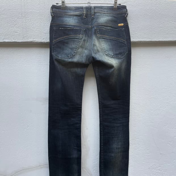 디젤 스트레이트 데님 팬츠