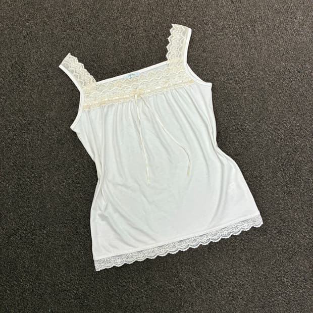 L)Japanese vintage 여성 레이스 디테일 화이트 나시