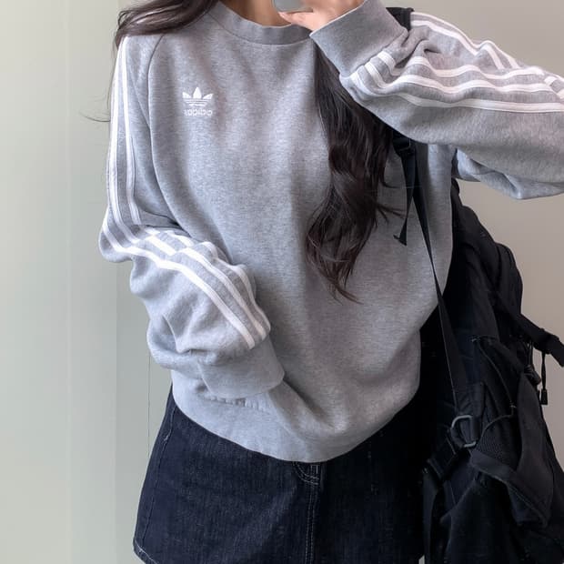 아디다스 맨투맨