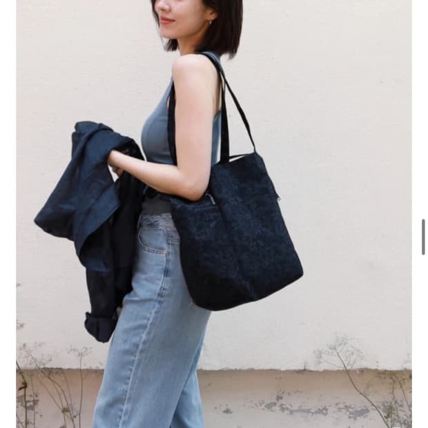 하이루프 블룸 지퍼 쇼퍼백 인디고 새상품 (74000원)