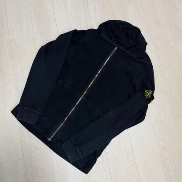 스톤아일랜드 후드집업