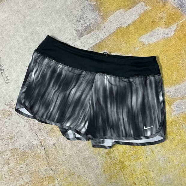 나이키 러닝 쇼츠 