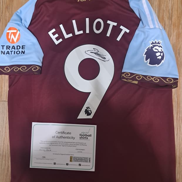아스톤빌라 엘리엇 사인 유니폼+ 인증서 판매