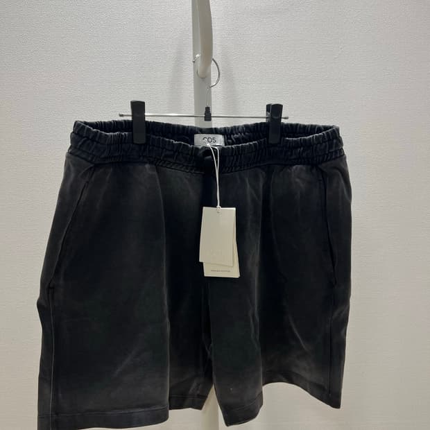코스 남성 릴렉스 핏 반바지