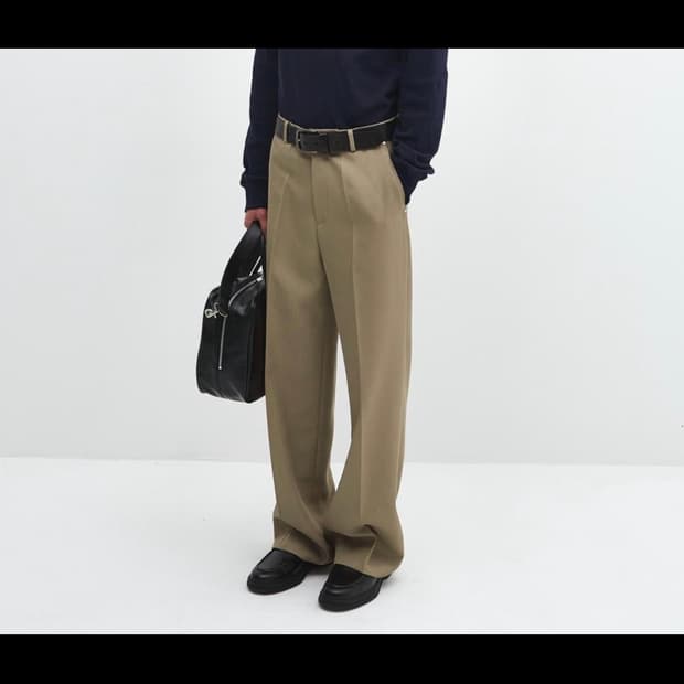 라벨아카이브 베이지 슬랙스