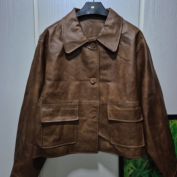 Jellpe. 초코브라운 가죽자켓