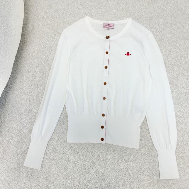 비비안웨스트우드 레드라벨 가디건 화이트