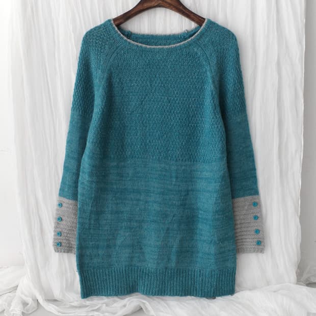 mint button knit