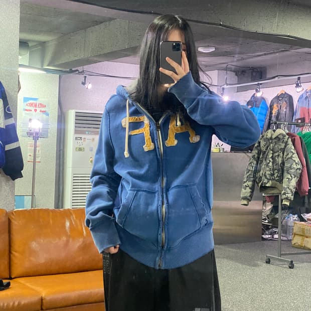 아베크롬비 y2k 빅로고 후드 집업 B2965