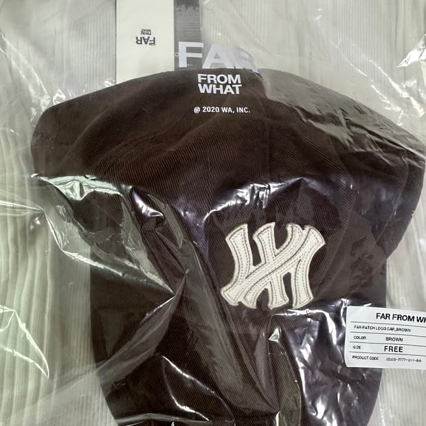 파프롬왓 파 패치 로고 캡 브라운