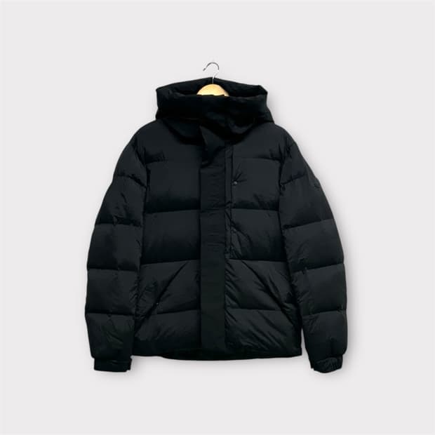 몽클레어 마데이라 블랙 패딩  L