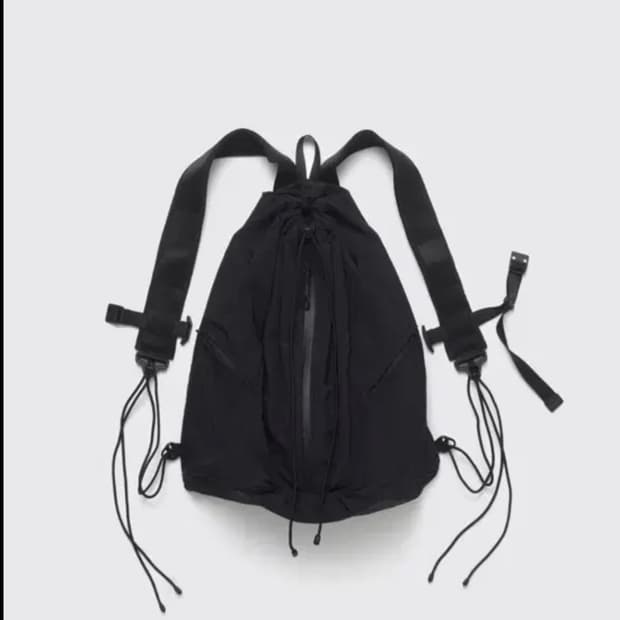 해칭룸 스트링 나일론 백팩 블랙