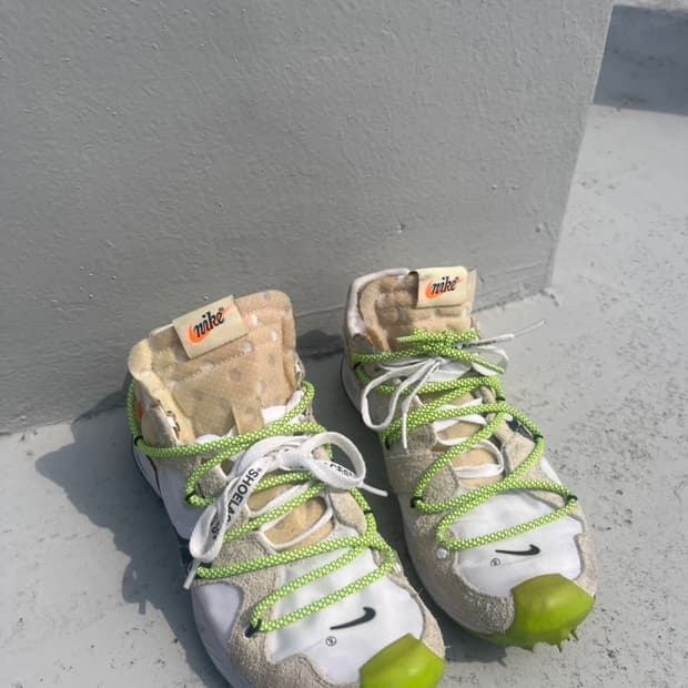 나이키x오프화이트 줌테라 카이거 5 화이트