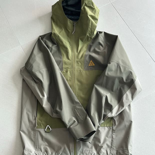 나이키 acg 스톰핏 M
