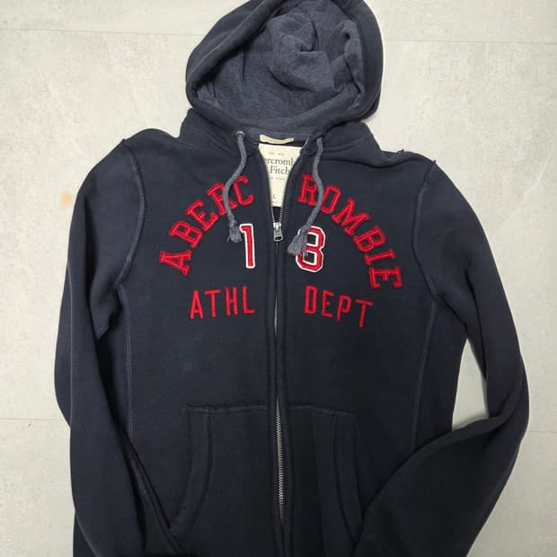 아베크롬비 앤 피치(A&F) 머슬핏 아치 로고 집업 후드