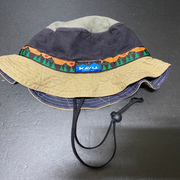 Kavu 버킷햇
