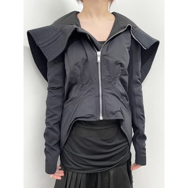 릭오웬스 다크쉐도우 18fw 에스메틱 컨버터블 윙 숄더 자켓