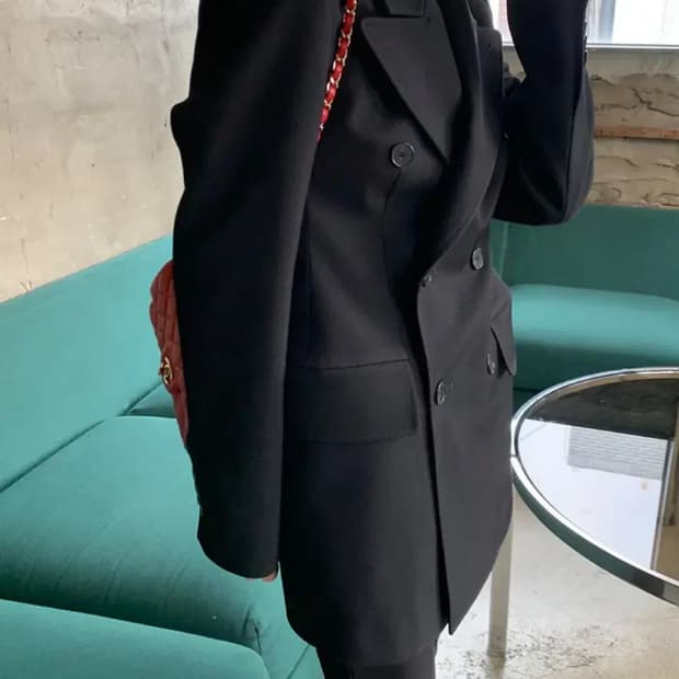 엘콤마 아워글래스 블랙자켓 새상품