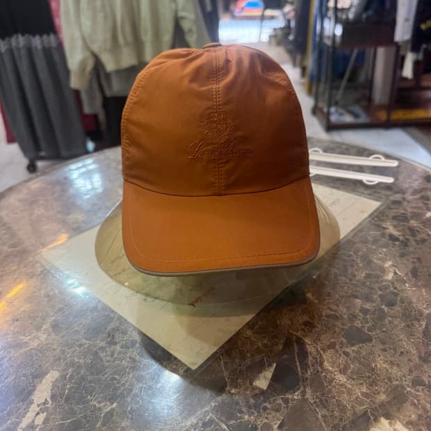 S 정품 로로피아나 마이크로 바이퍼 볼캡 팝니다