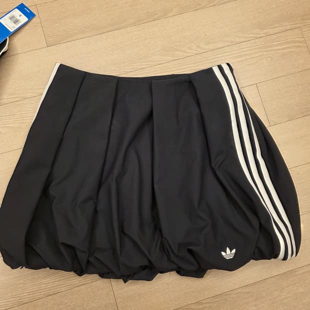 아디다스 벌룬 스커트 36(S)