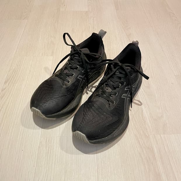 아식스 노바블라스트 4