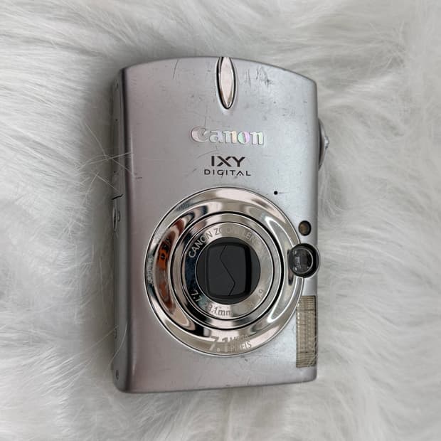 캐논익시600 뽀용하게 나와용🫶🏻