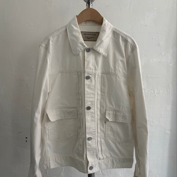 Maison Kitsune 메종키츠네 화이트 트러커 자켓