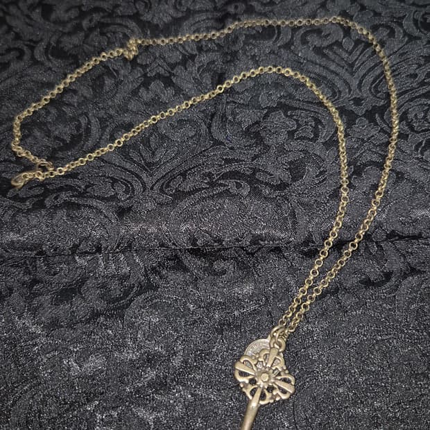 레테빈티지 엔틱골드 열쇠 챰 목걸이