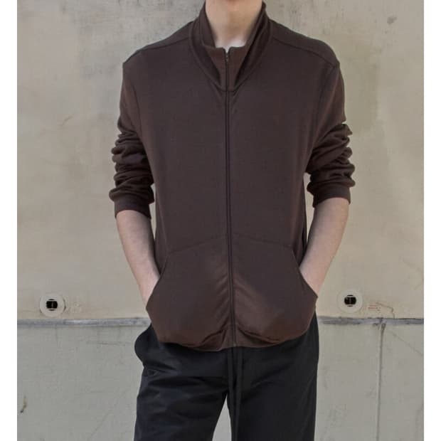 Mudule neck zip brown 3 size