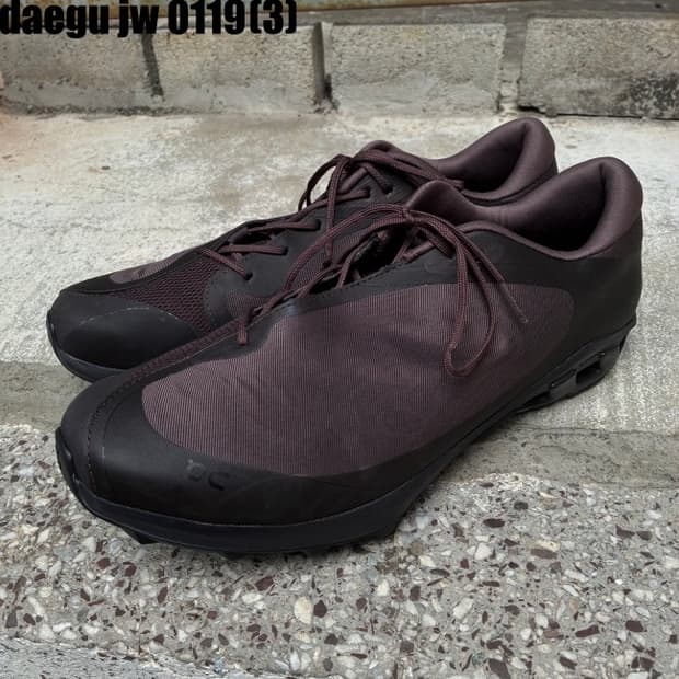 온러닝 230 운동화