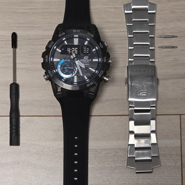 카시오 CASIO 에디피스 ECB-40DB-1ADF 블루투스 시계