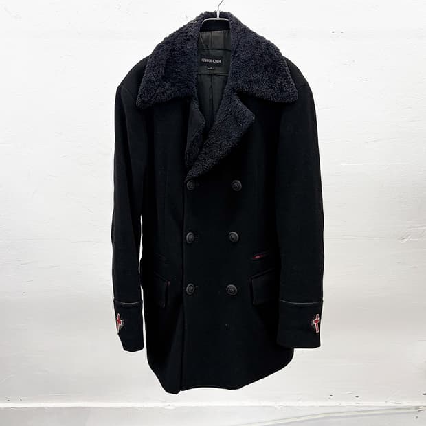 요시유키 코니시 더블 브레스티드 피 코트