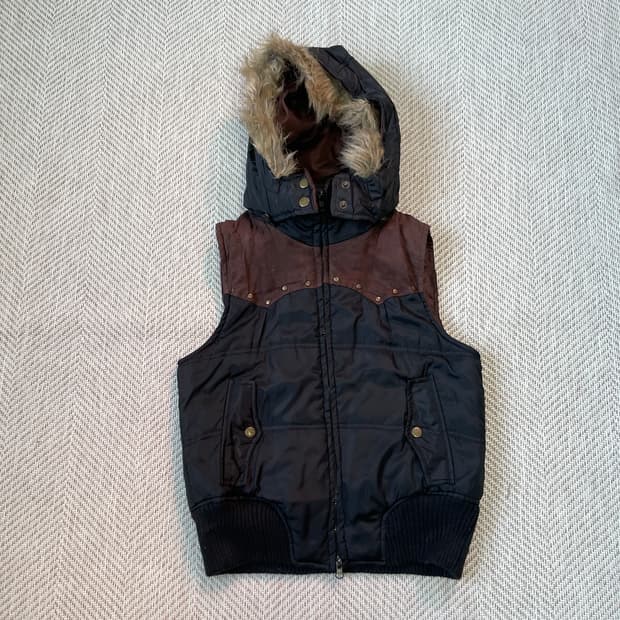 빈티지 퍼 후디 베스트  goa lgb 