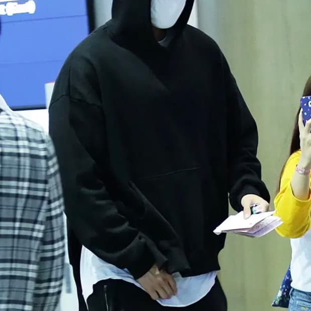 실렌시온 후드티