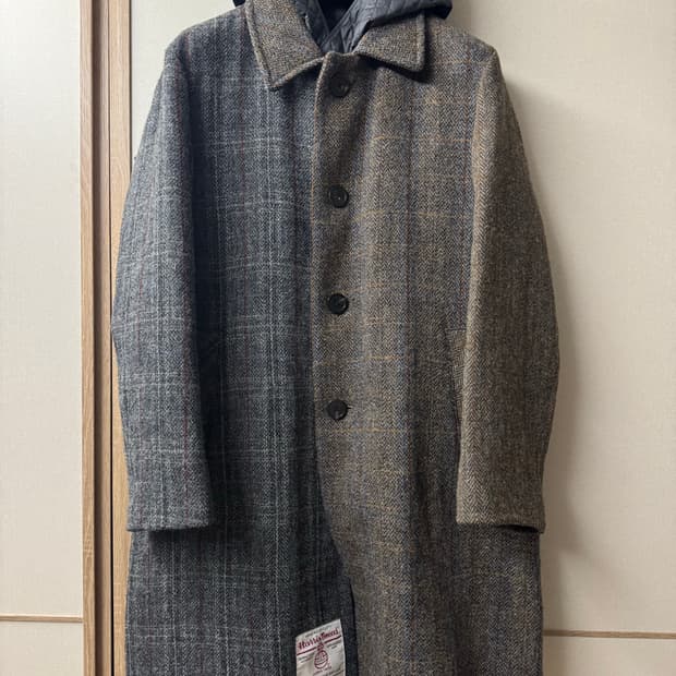 커스텀멜로우 Harris Tweed 코트